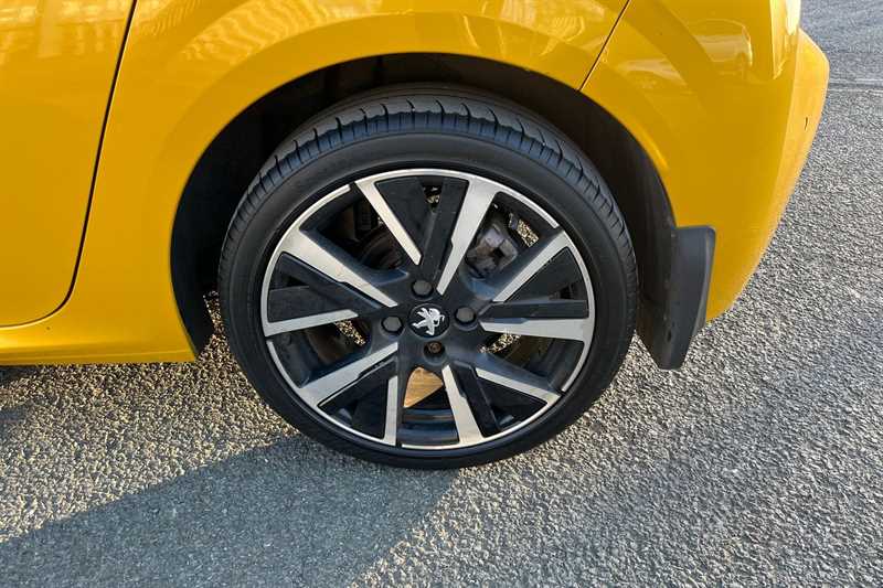 Used Peugeot 208 2020 for sale - 77796164: Photo 11