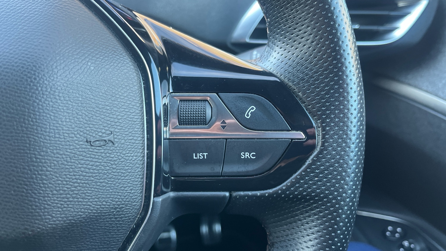 Used Peugeot 3008 2019 for sale - 76734949: Photo 39