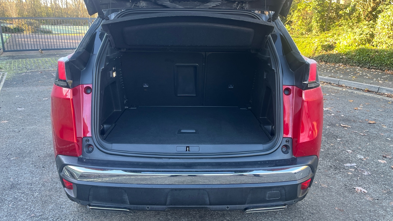 Used Peugeot 3008 2019 for sale - 76734949: Photo 4