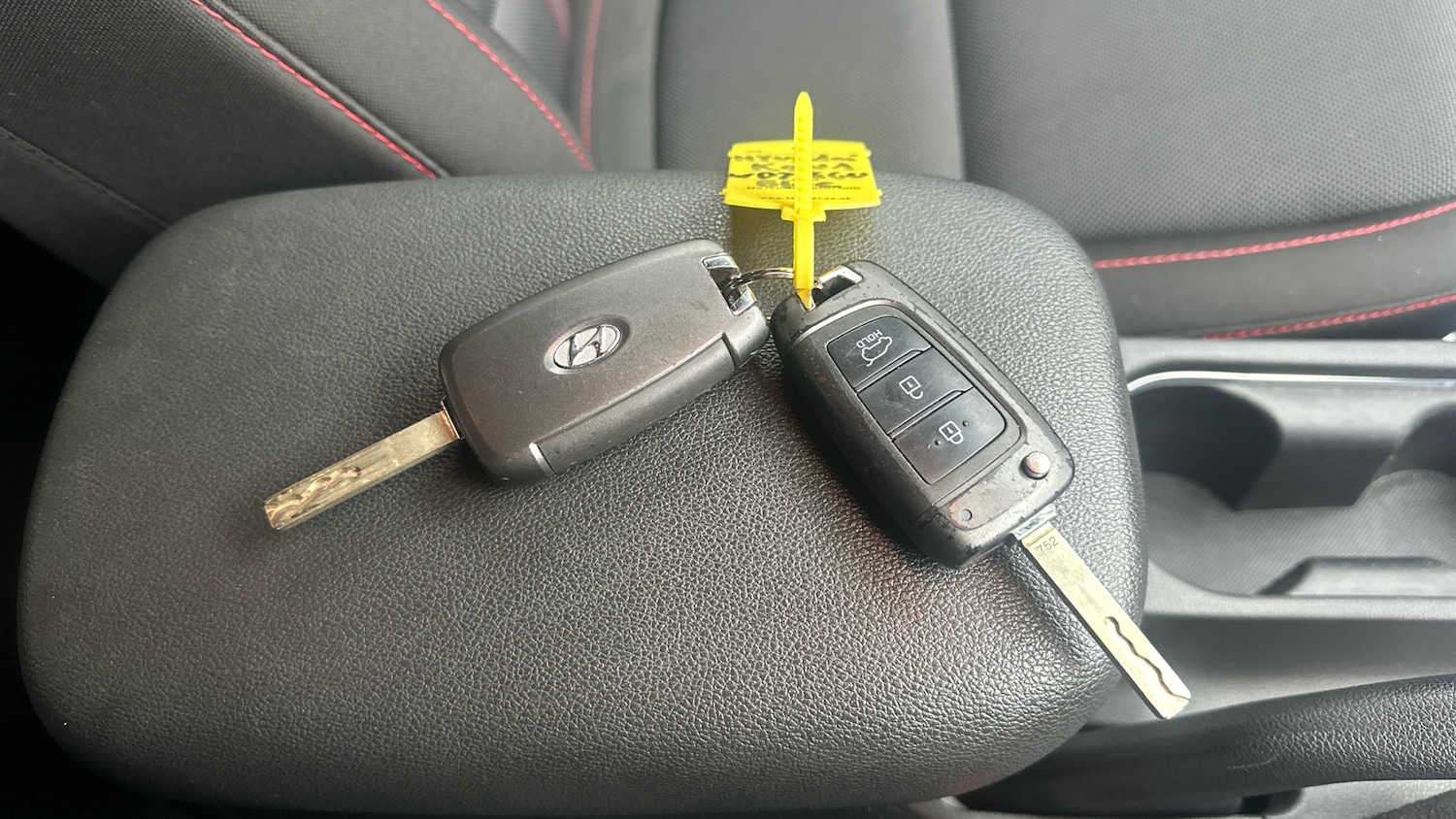 Used Hyundai KONA 2022 for sale - 76734951: Photo 20