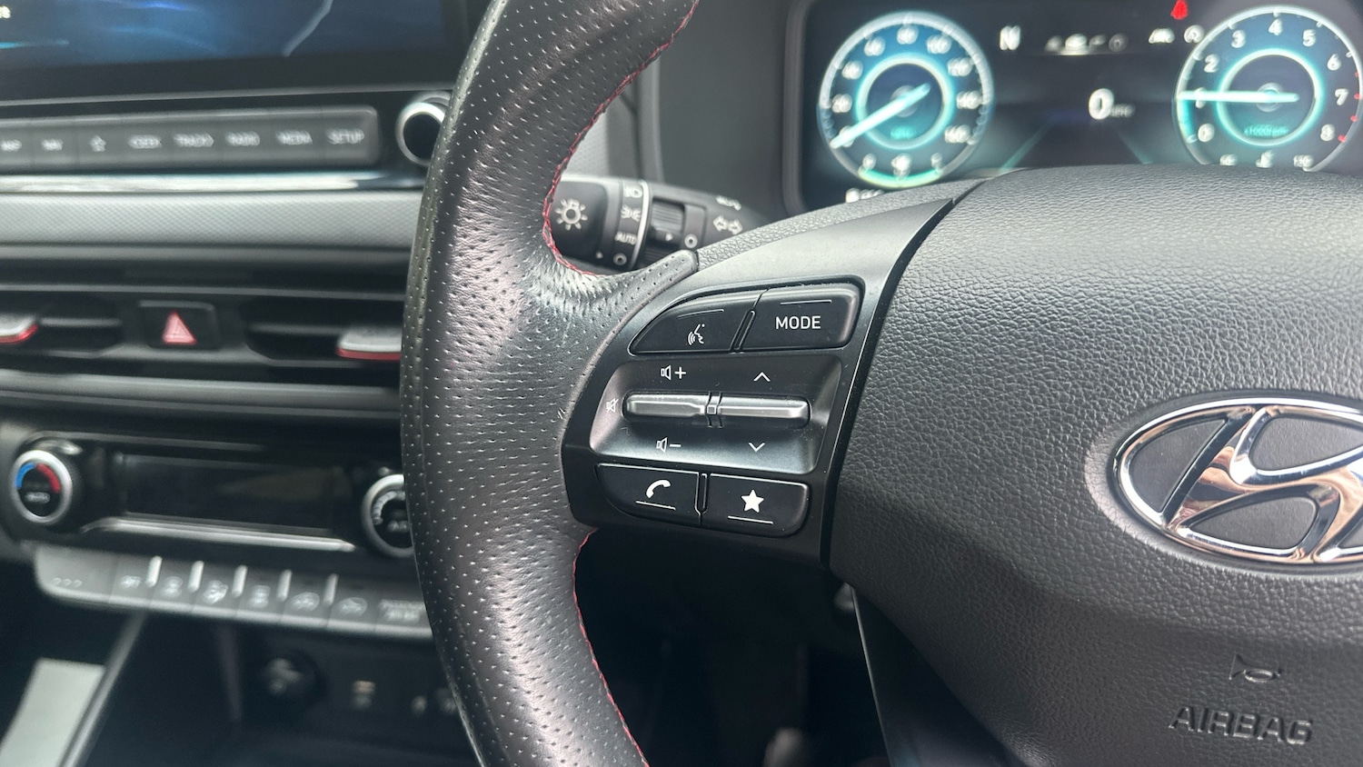 Used Hyundai KONA 2022 for sale - 76734951: Photo 54