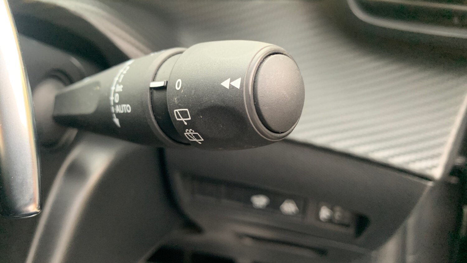 Used Peugeot 208 2023 for sale - 76104622: Photo 31