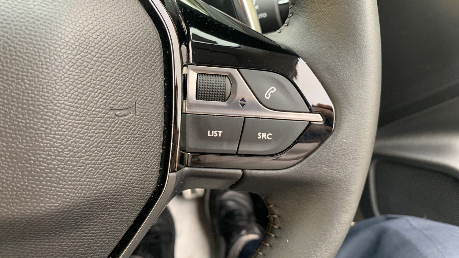 Used Peugeot 208 2023 for sale - 76104622: Photo 32