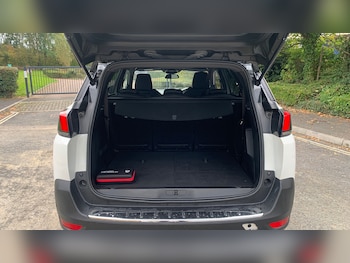 Used Peugeot 5008 2019 for sale - 76253896: Photo 4