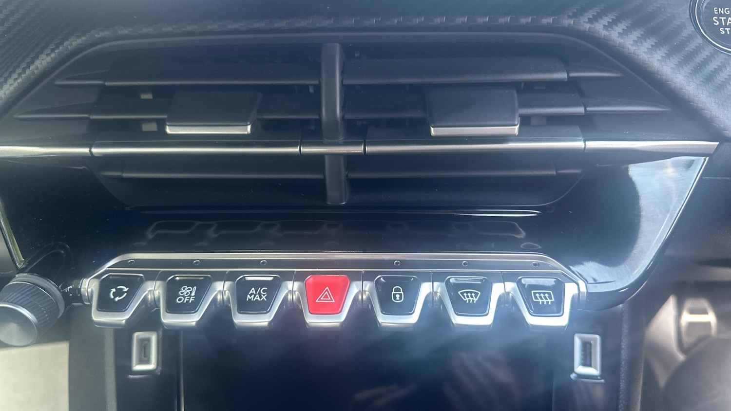 Used Peugeot 208 2023 for sale - 76115791: Photo 43