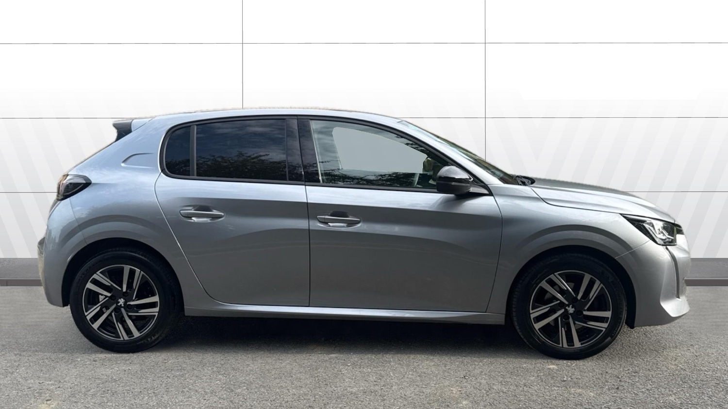 Used Peugeot 208 2023 for sale - 76115791: Photo 5