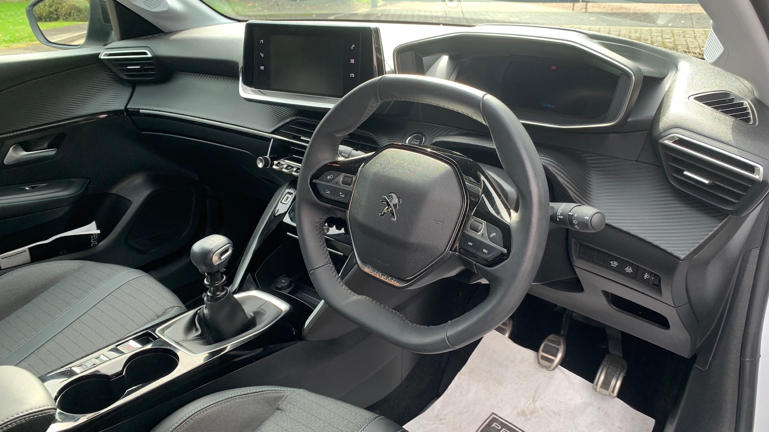 Used Peugeot 208 2024 for sale - 76114195: Photo 11