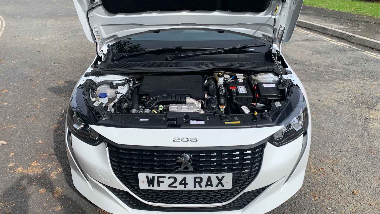 Used Peugeot 208 2024 for sale - 76114195: Photo 8
