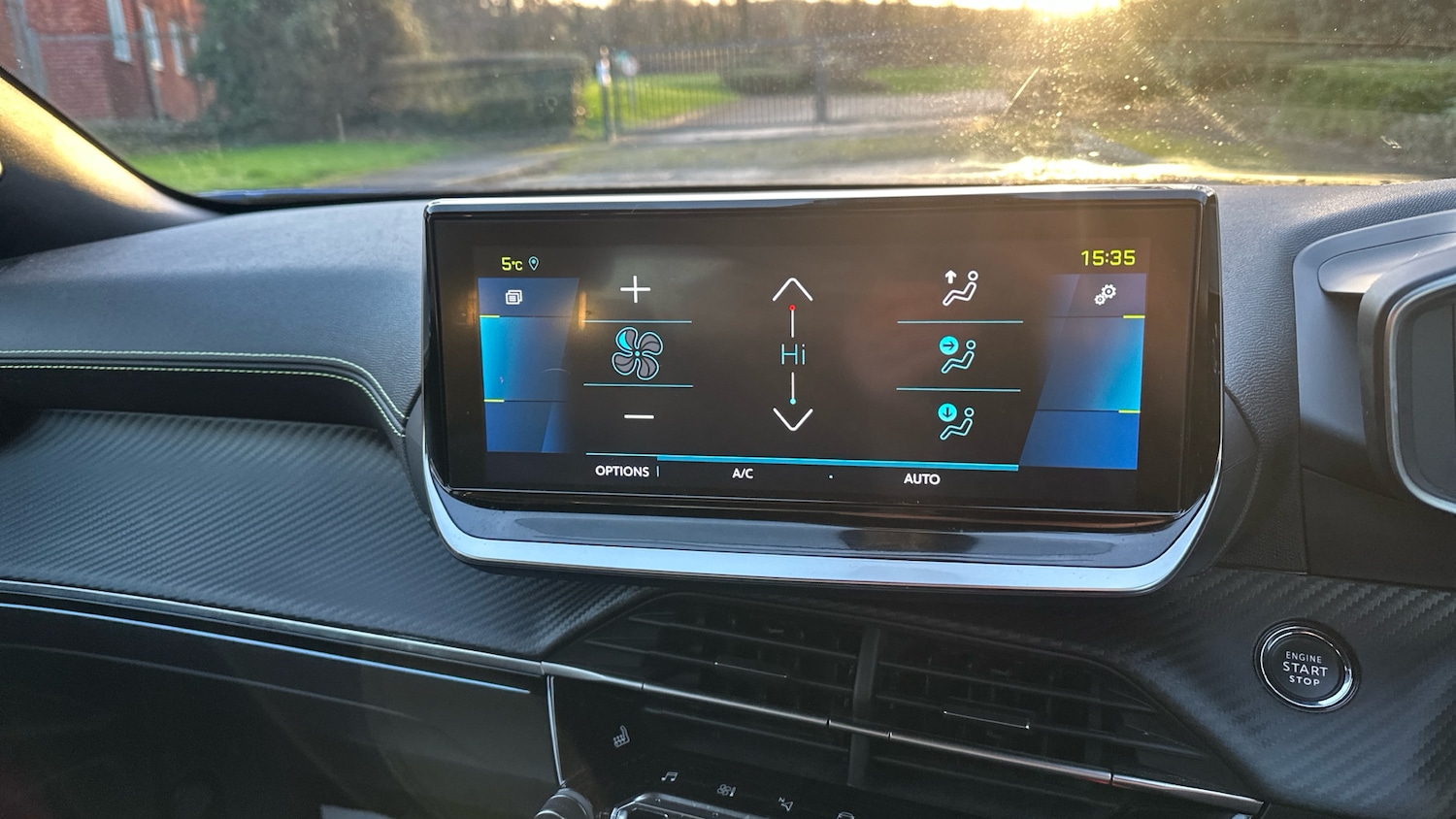 Used Peugeot 2008 2022 for sale - 77112844: Photo 12