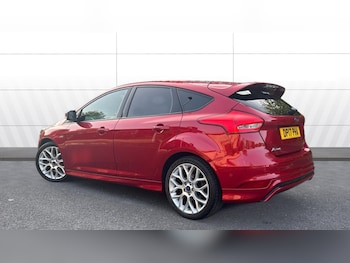 Used Ford Focus 2017 for sale - 75604300: Photo