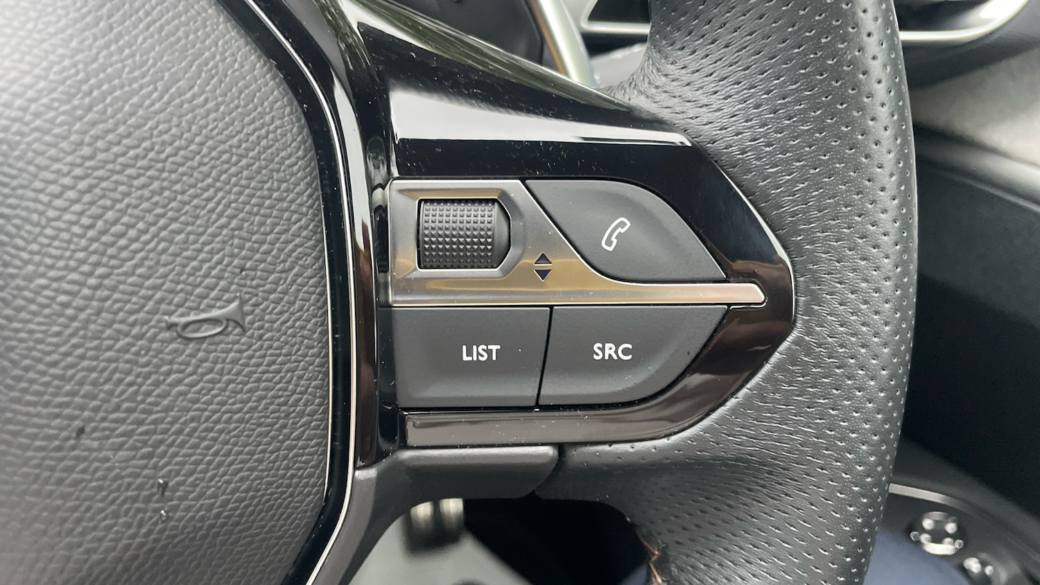 Used Peugeot 3008 2022 for sale - 76219622: Photo 24