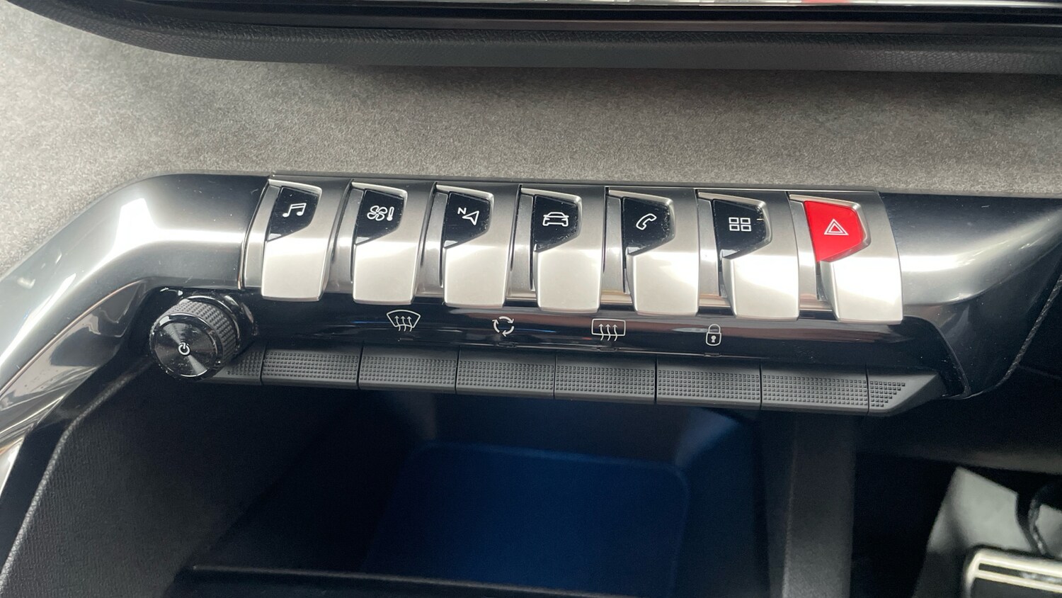 Used Peugeot 3008 2022 for sale - 76219622: Photo 28