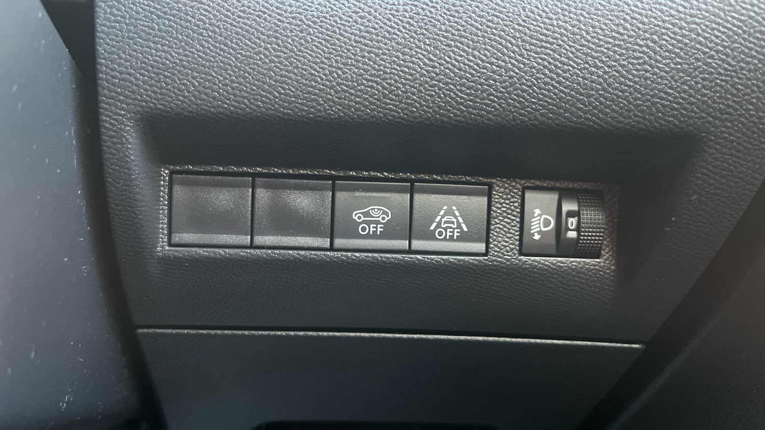 Used Peugeot 208 2023 for sale - 77004275: Photo 32