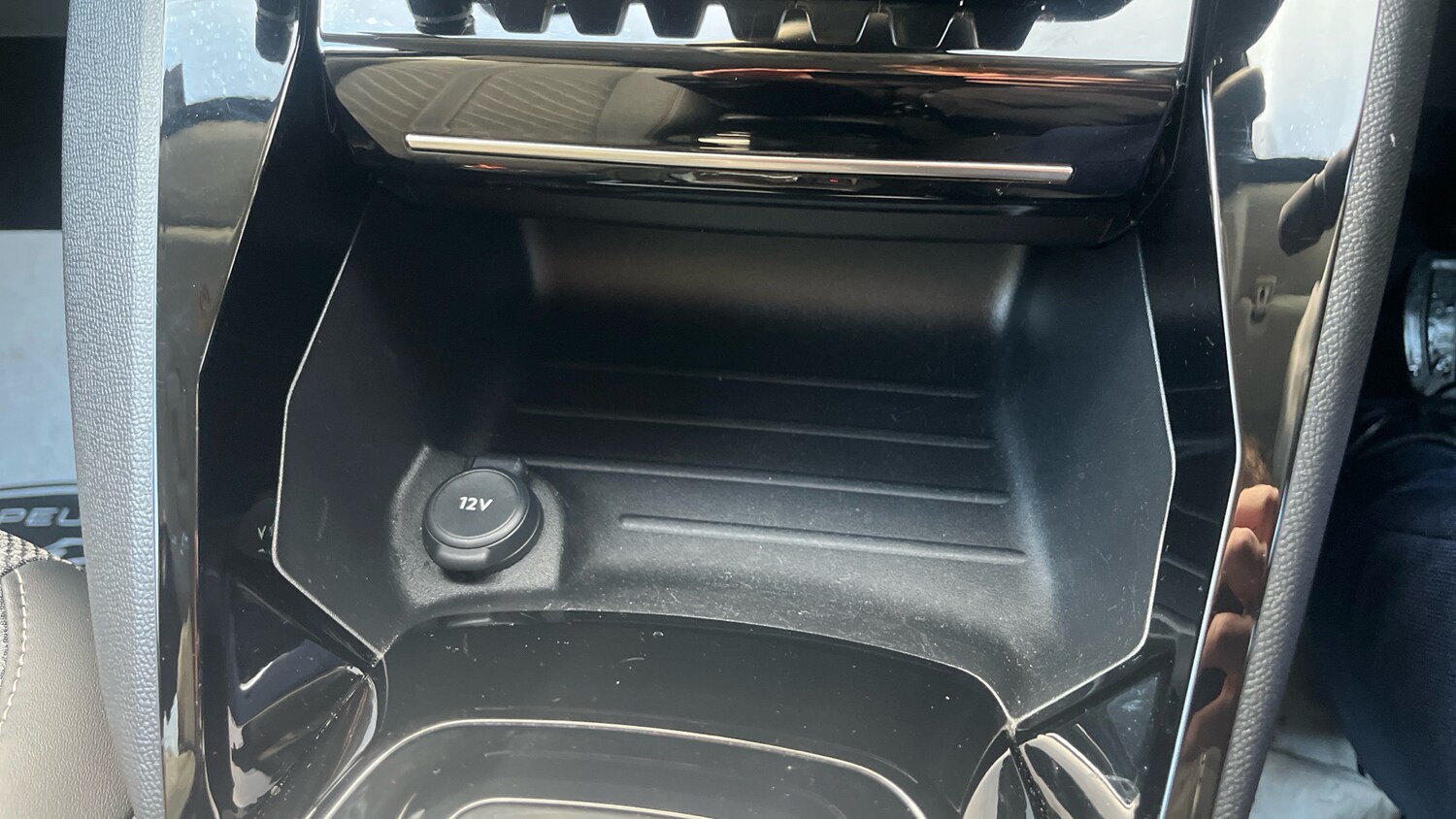 Used Peugeot 208 2023 for sale - 77004275: Photo 40