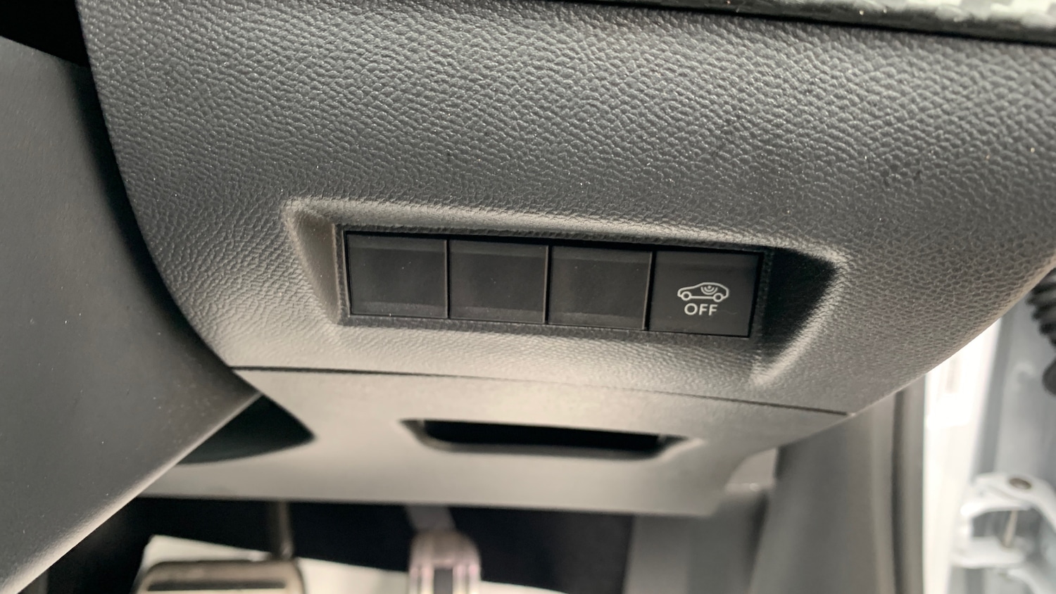 Used Peugeot 2008 2024 for sale - 76117325: Photo 24