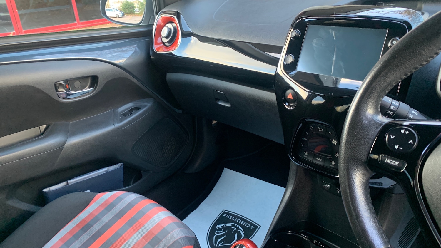 Used Peugeot 108 2020 for sale - 76682259: Photo 14