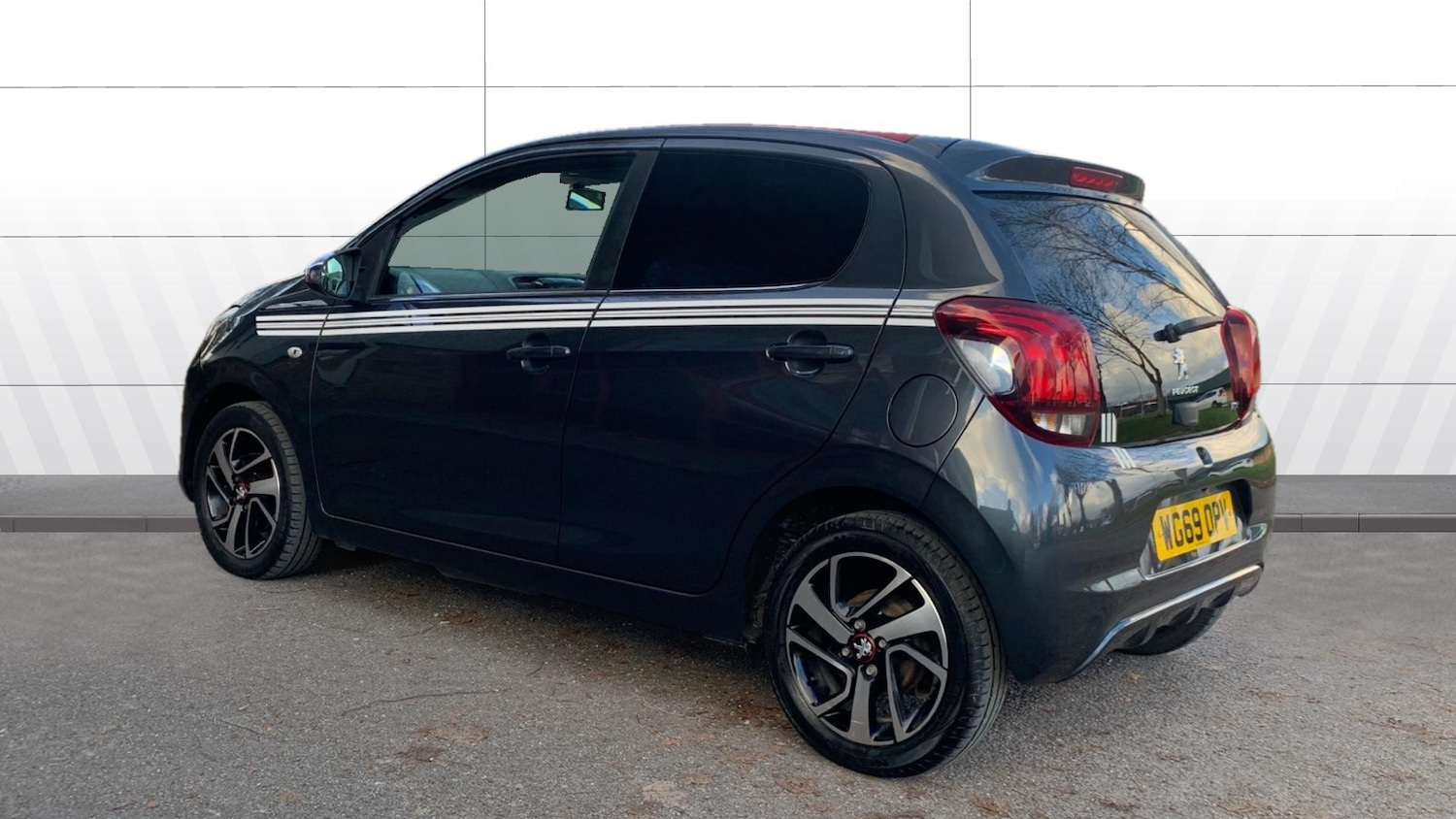 Used Peugeot 108 2020 for sale - 76682259: Photo 2