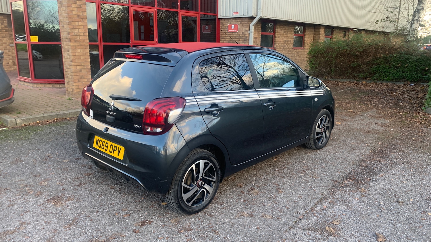 Used Peugeot 108 2020 for sale - 76682259: Photo 41