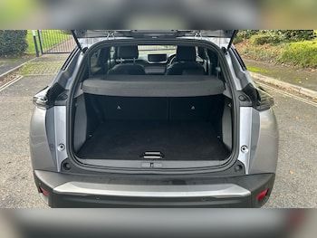 Used Peugeot 2008 2024 for sale - 76627815: Photo