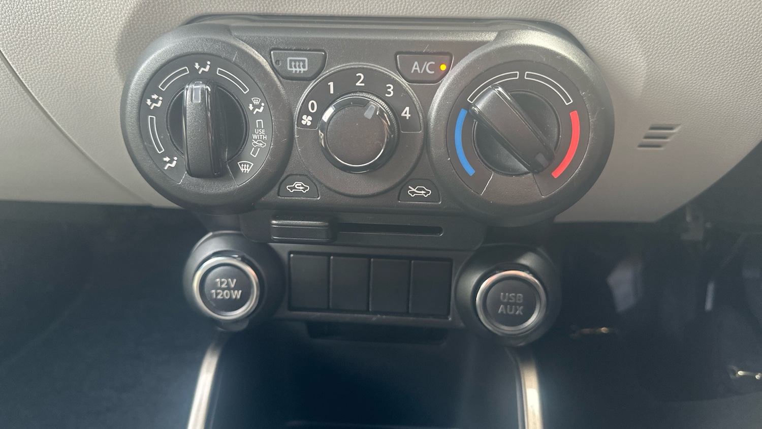 Used Suzuki Ignis 2020 for sale - 76450268: Photo 35