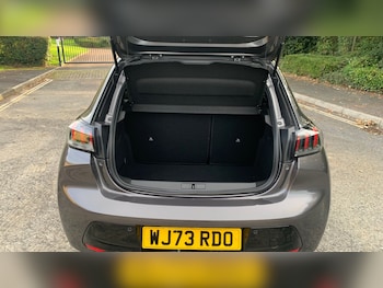 Used Peugeot 208 2023 for sale - 76198059: Photo 4