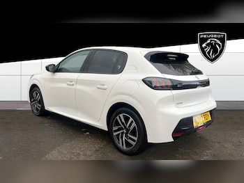 Used Peugeot 208 2022 for sale - 76616363: Photo