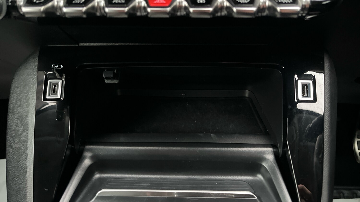 Used Peugeot 208 2022 for sale - 76616363: Photo 40