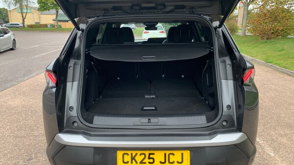 Used Peugeot 5008 2025 for sale - 76222134: Photo 4