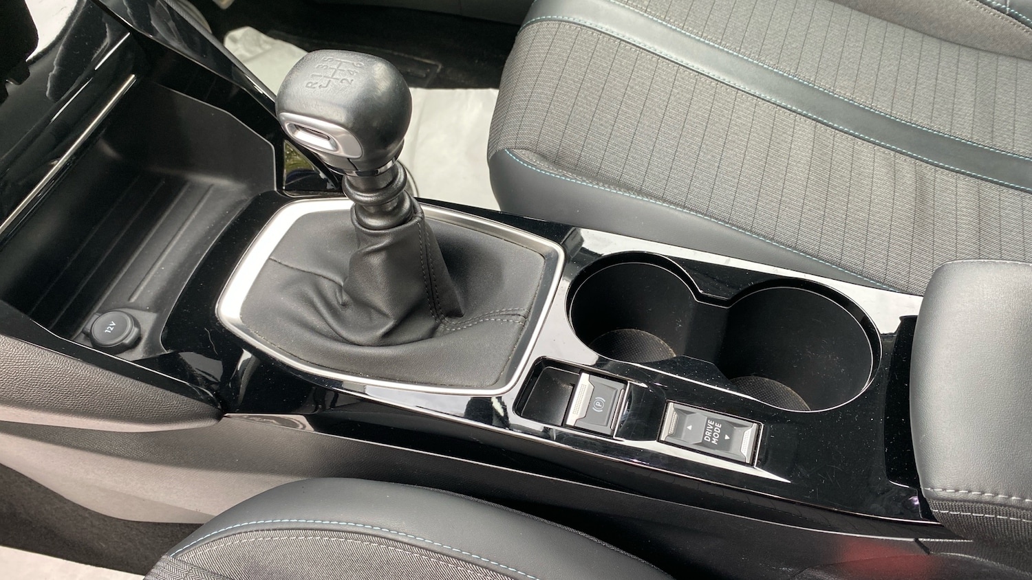 Used Peugeot 2008 2021 for sale - 76104623: Photo 13