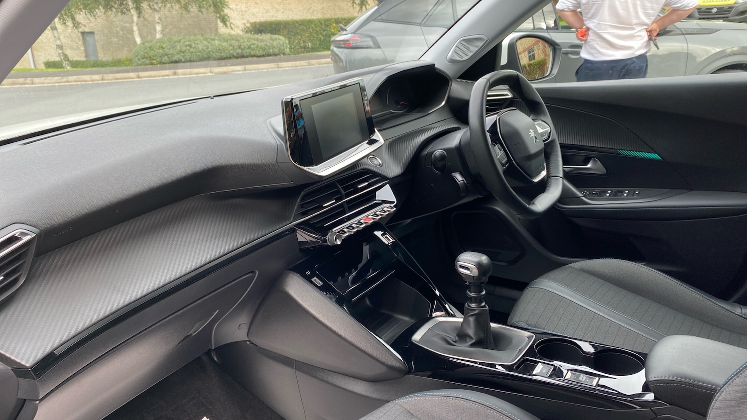 Used Peugeot 2008 2021 for sale - 76104623: Photo 9