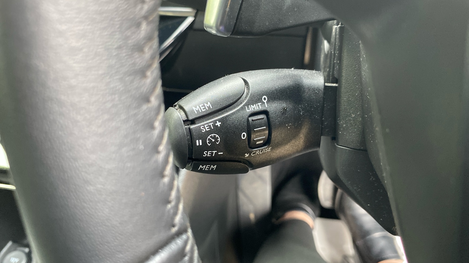 Used Peugeot 2008 2025 for sale - 76114192: Photo 26