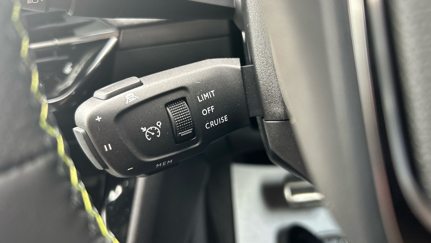 Used Peugeot 2008 2022 for sale - 76106928: Photo 25