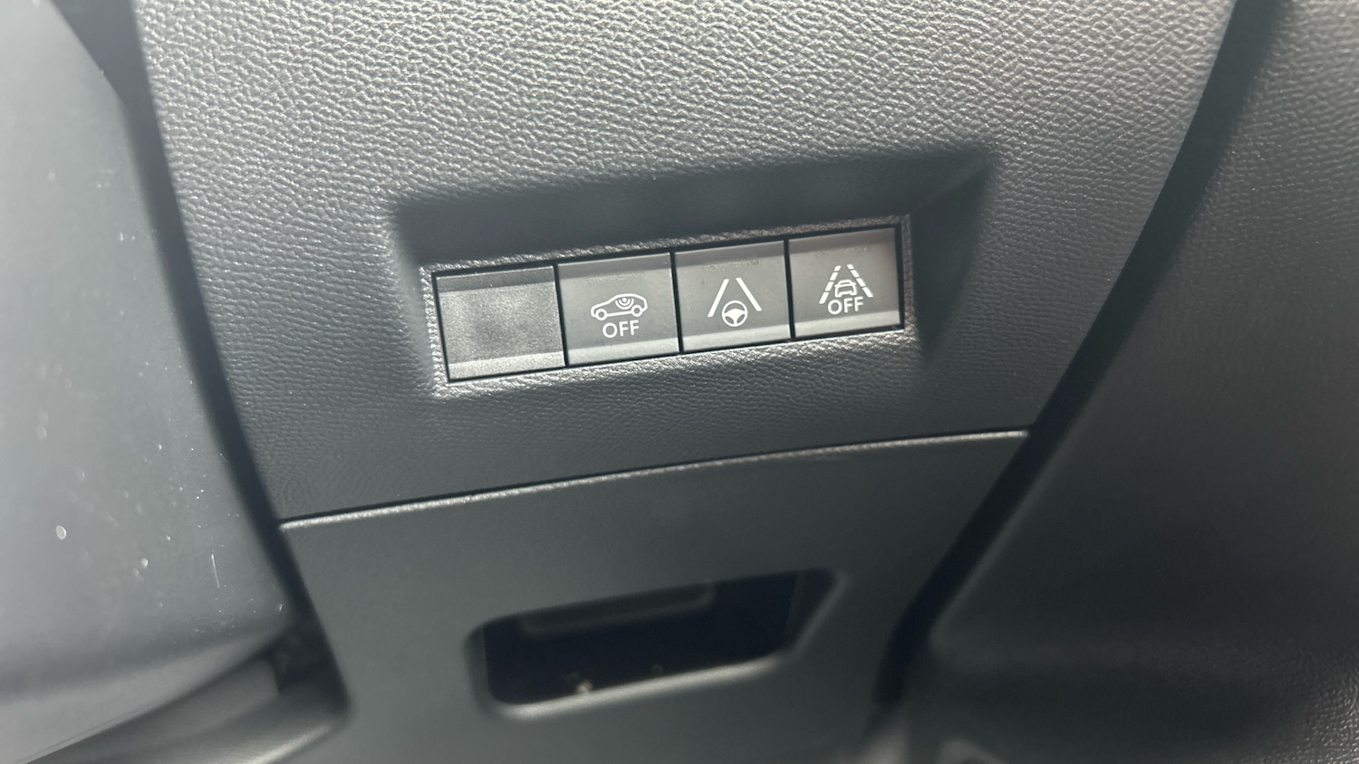 Used Peugeot 2008 2022 for sale - 76106928: Photo 26