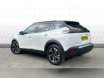 Used Peugeot 2008 2022 for sale - 76106928: Photo 2