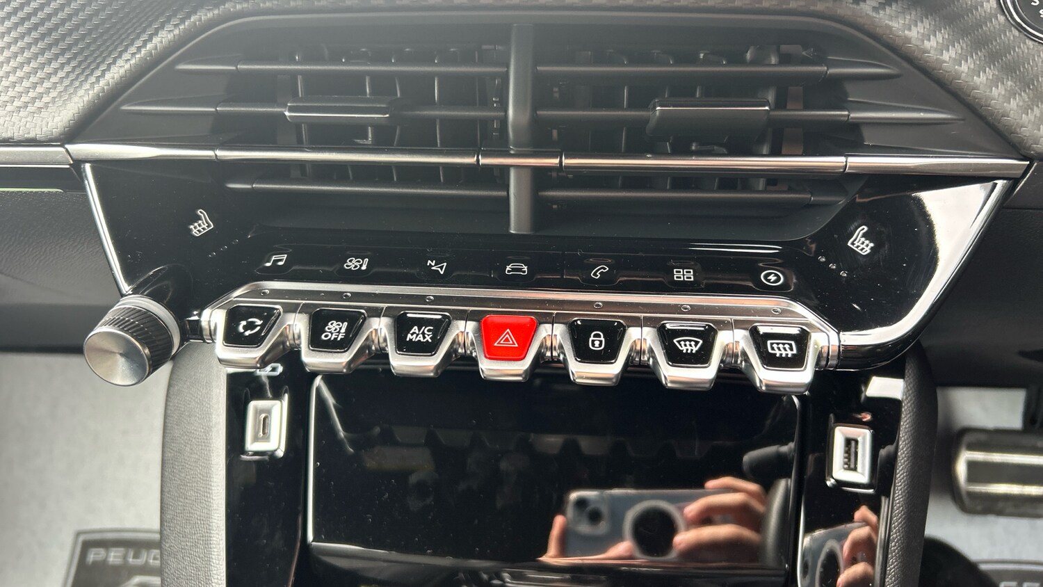 Used Peugeot 2008 2022 for sale - 76106928: Photo 35