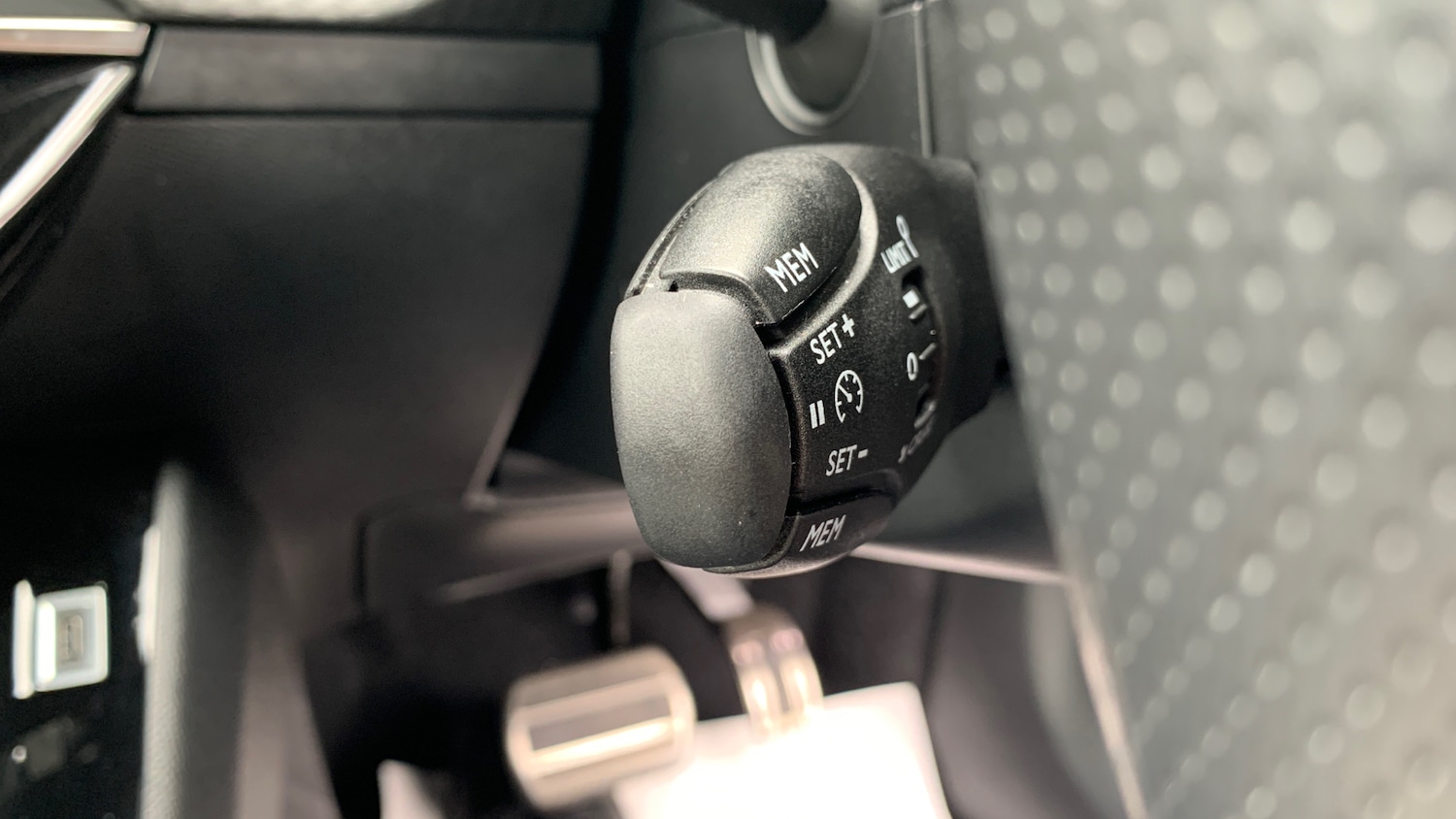 Used Peugeot 2008 2024 for sale - 76219614: Photo 27