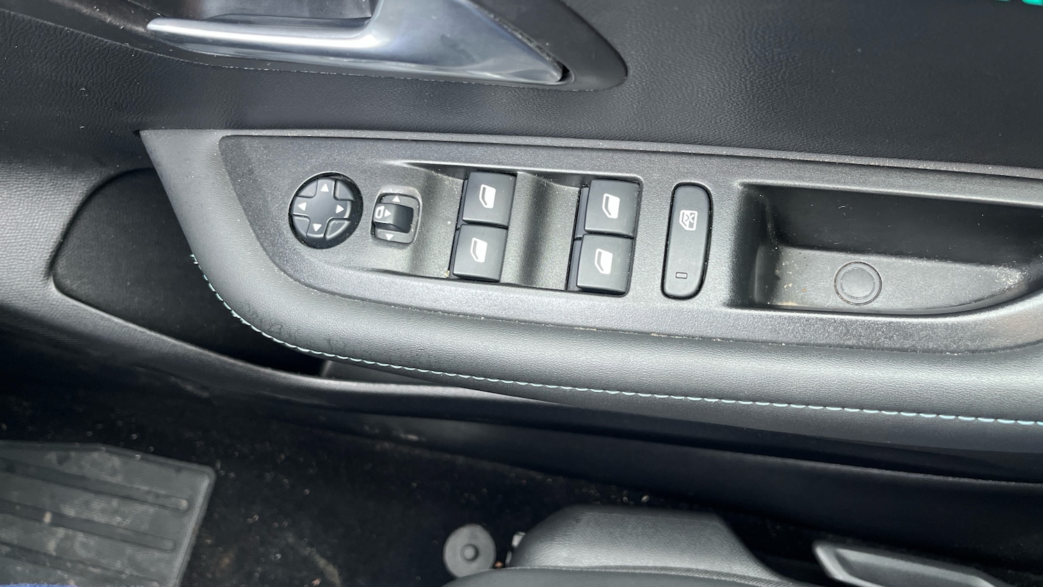 Used Peugeot 208 2020 for sale - 76682258: Photo 26