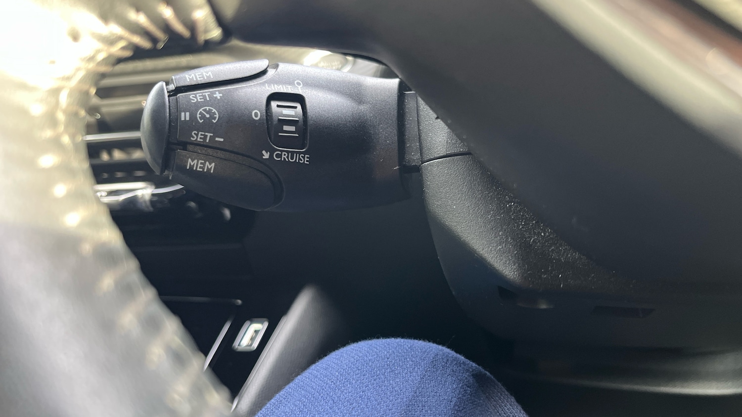 Used Peugeot 208 2020 for sale - 76682258: Photo 32