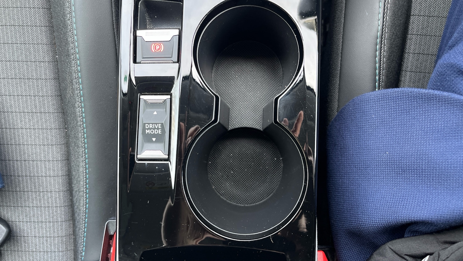 Used Peugeot 208 2020 for sale - 76682258: Photo 36