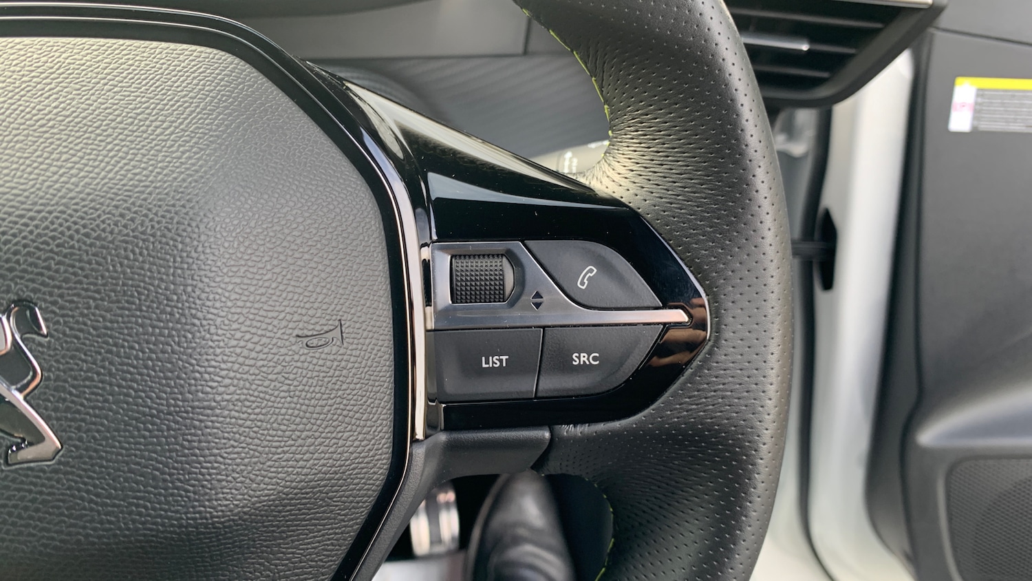 Used Peugeot 208 2023 for sale - 76830526: Photo 38