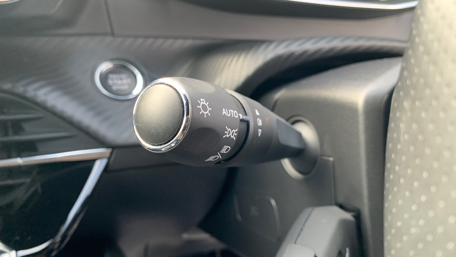 Used Peugeot 208 2023 for sale - 76830526: Photo 40