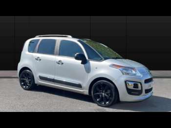 2017 (17) - 1.2 PureTech Platinum 5dr Petrol Estate