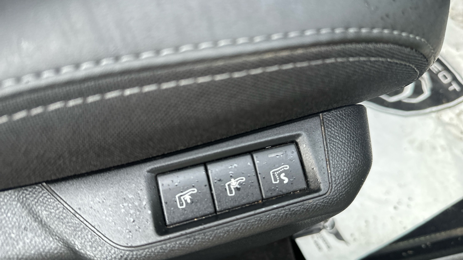 Used Peugeot 208 2024 for sale - 76830531: Photo 37