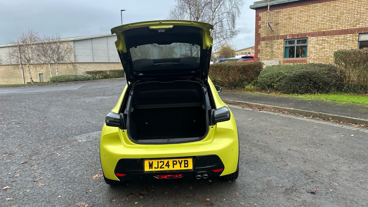 Used Peugeot 208 2024 for sale - 76830531: Photo 4