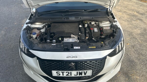 Used Peugeot 208 2021 for sale - 76219629: Photo 8