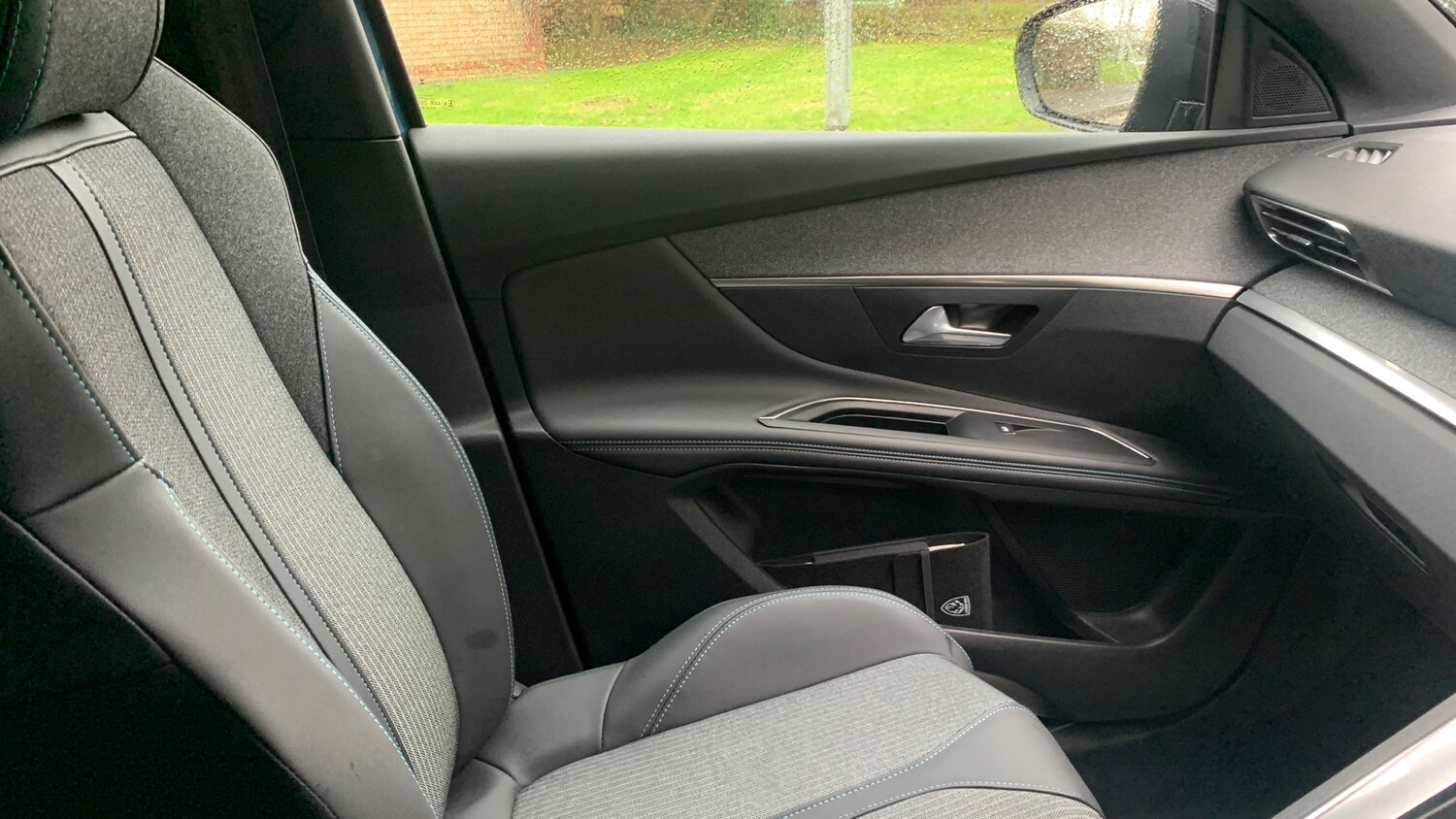 Used Peugeot 3008 2023 for sale - 76464356: Photo 21