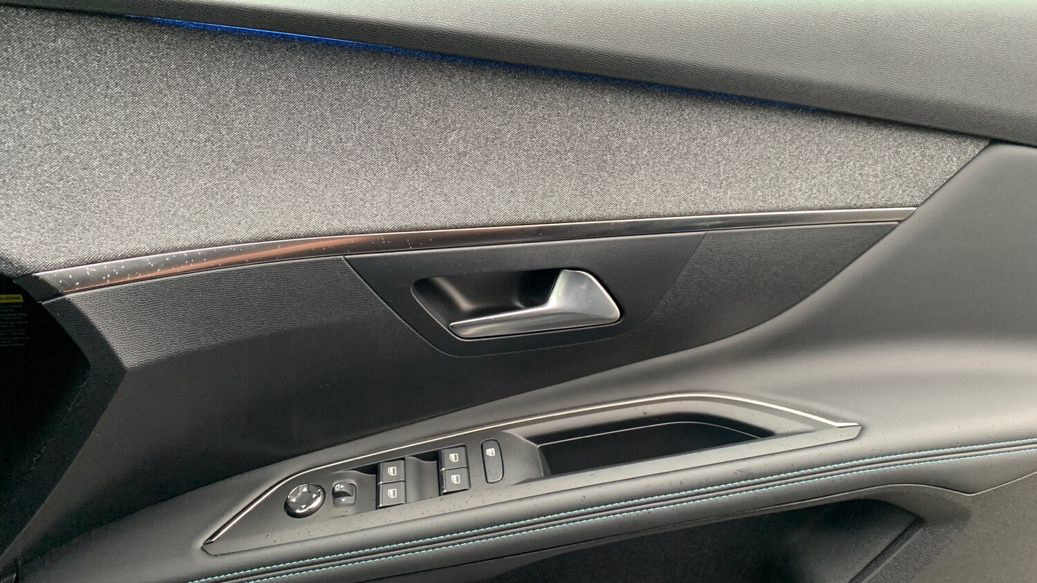 Used Peugeot 3008 2023 for sale - 76464356: Photo 23