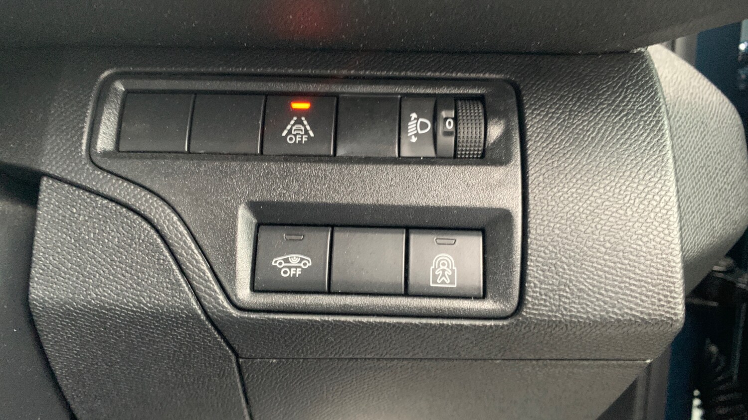 Used Peugeot 3008 2023 for sale - 76464356: Photo 24