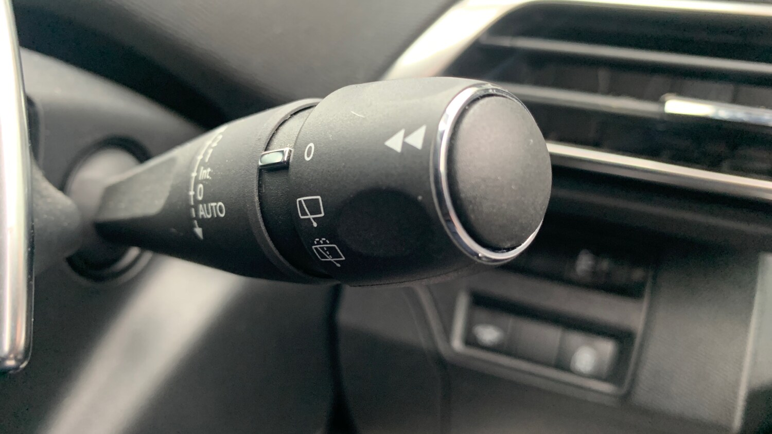 Used Peugeot 3008 2023 for sale - 76464356: Photo 25