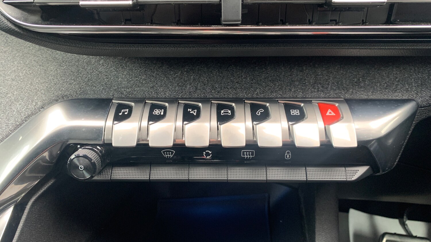 Used Peugeot 3008 2023 for sale - 76464356: Photo 30